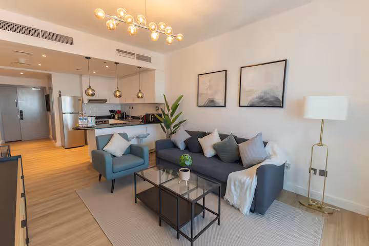 Above-the-Marina Sea View Stay